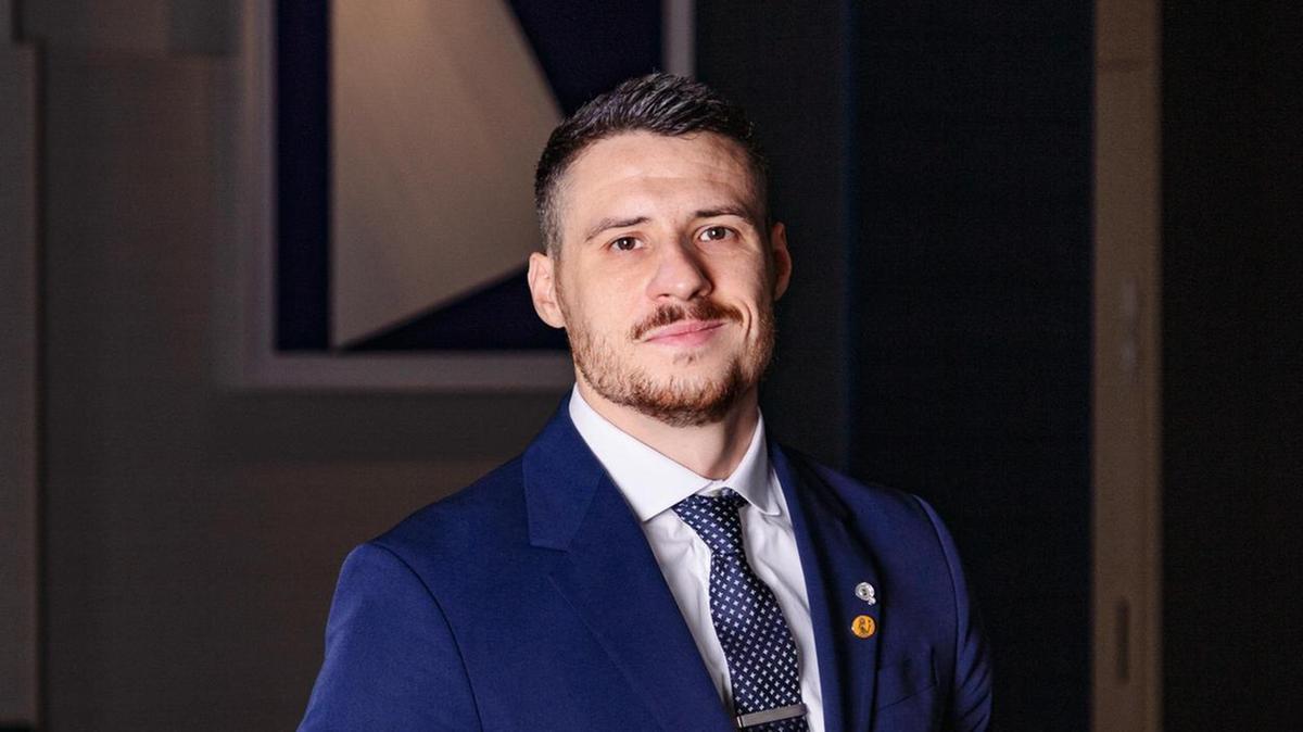 Il ferrarese Isacco Giuliani eletto miglior sommelier